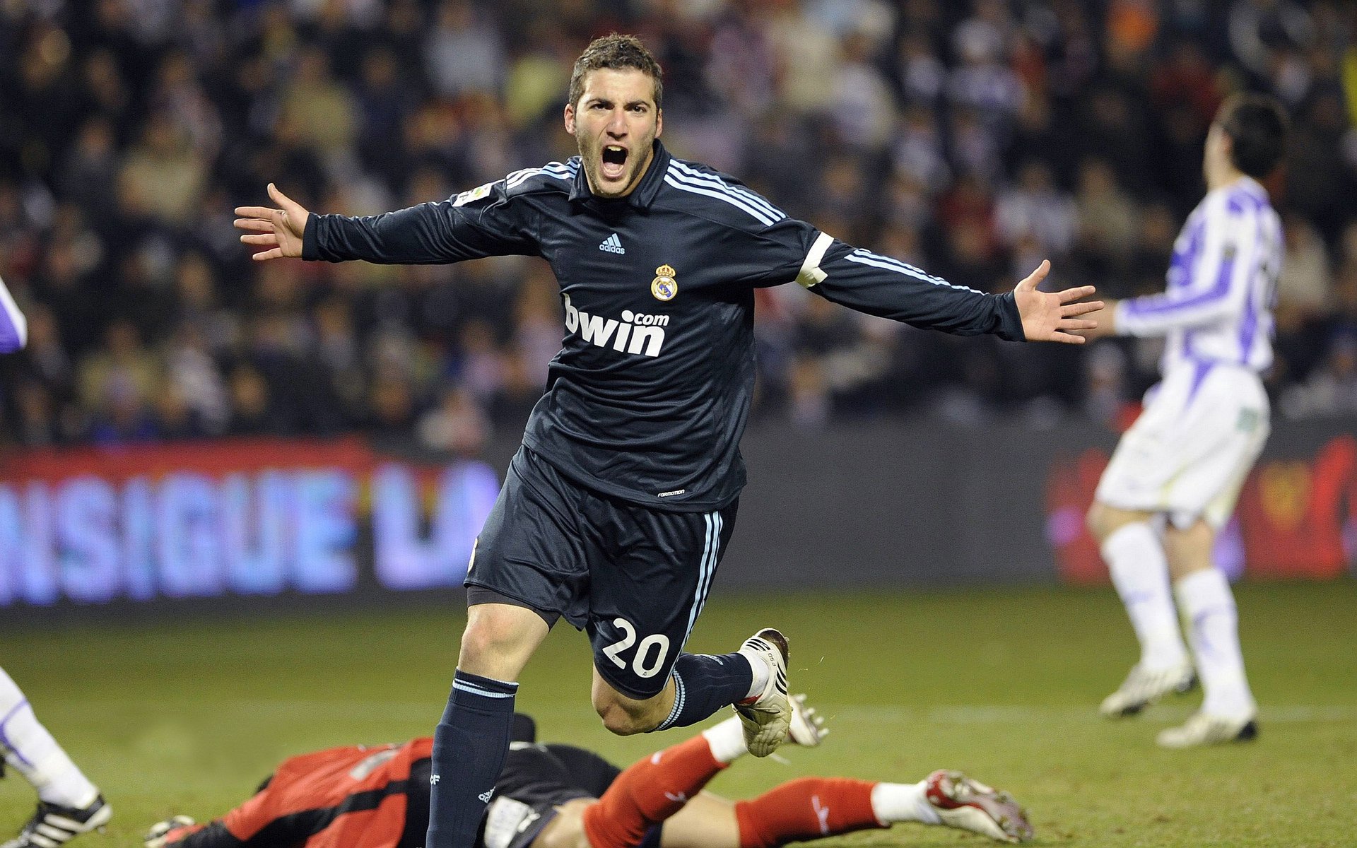 “西甲战火升腾，积分榜变动频繁”，西甲本轮战报