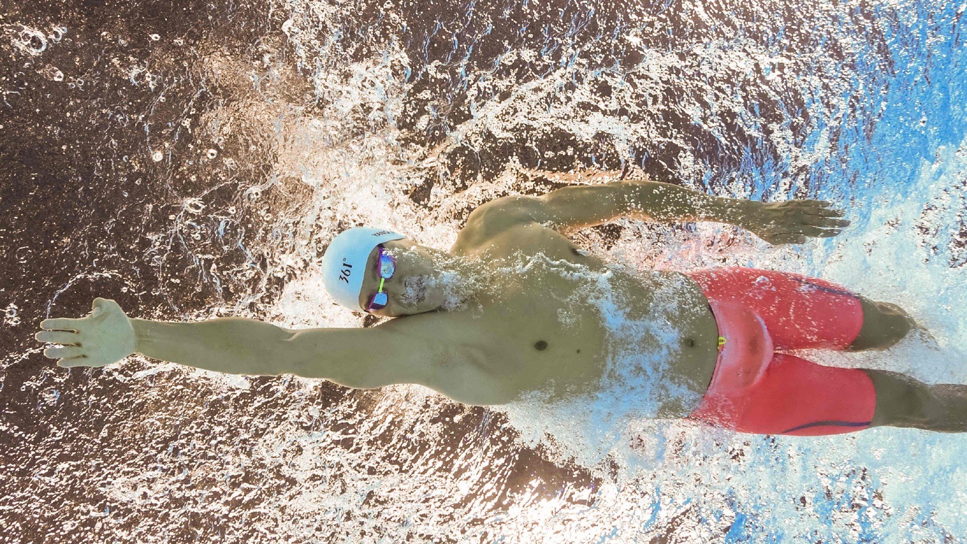 女子网坛再掀青春风暴，18岁新星斩获首冠，女子网坛历史地位排名