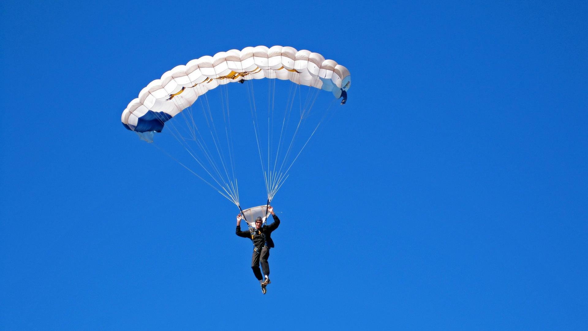 惊险刺激！WRC拉力赛进入终点冲刺，wrc拉力比赛